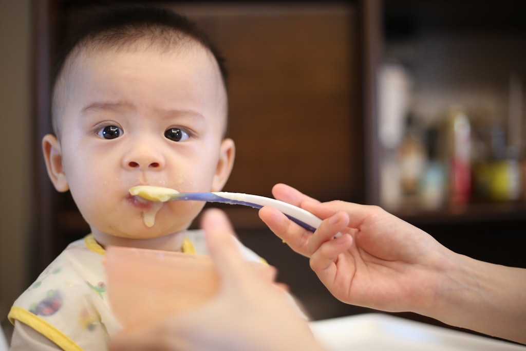 赤ちゃんと離乳食