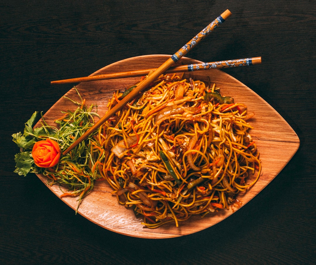 中華鍋で麺料理